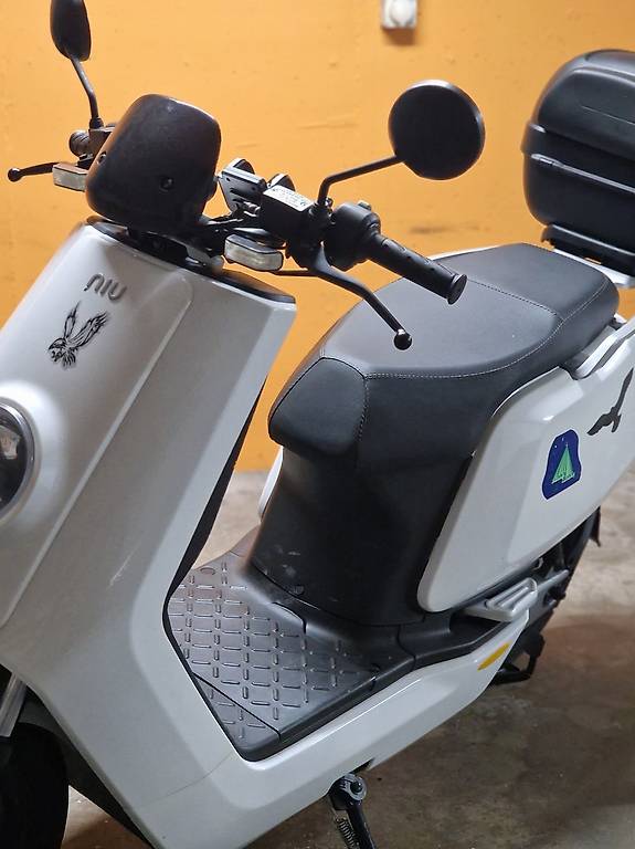 Niu NS1 Elektro Roller, 45km/h im Kanton Zürich - tutti.ch