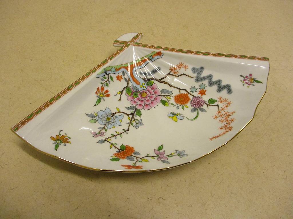 In Welchen Müll Kommt Porzellan Porzellan-Schale Fächer-Form Aichi Porzellan Japan - toll im Kanton