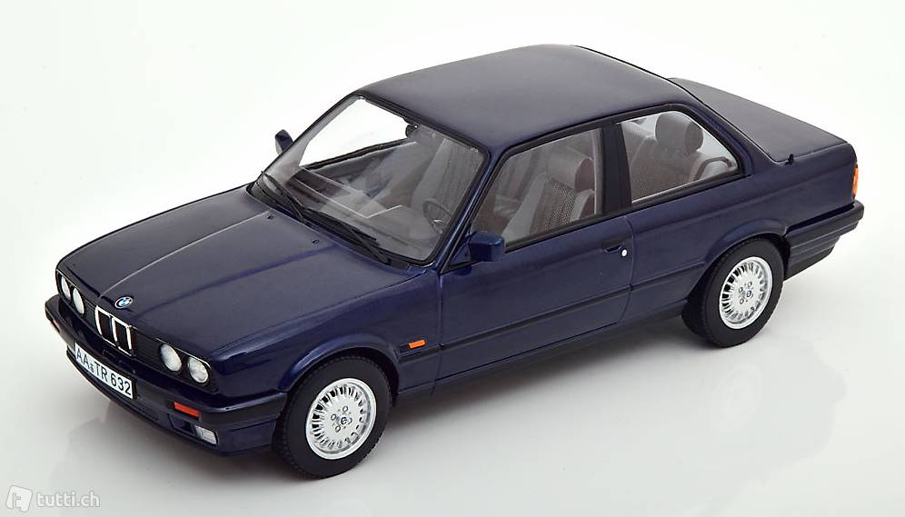  BMW 3er / 325i E30 Phase III 1987-1991 dunkelblau met.
