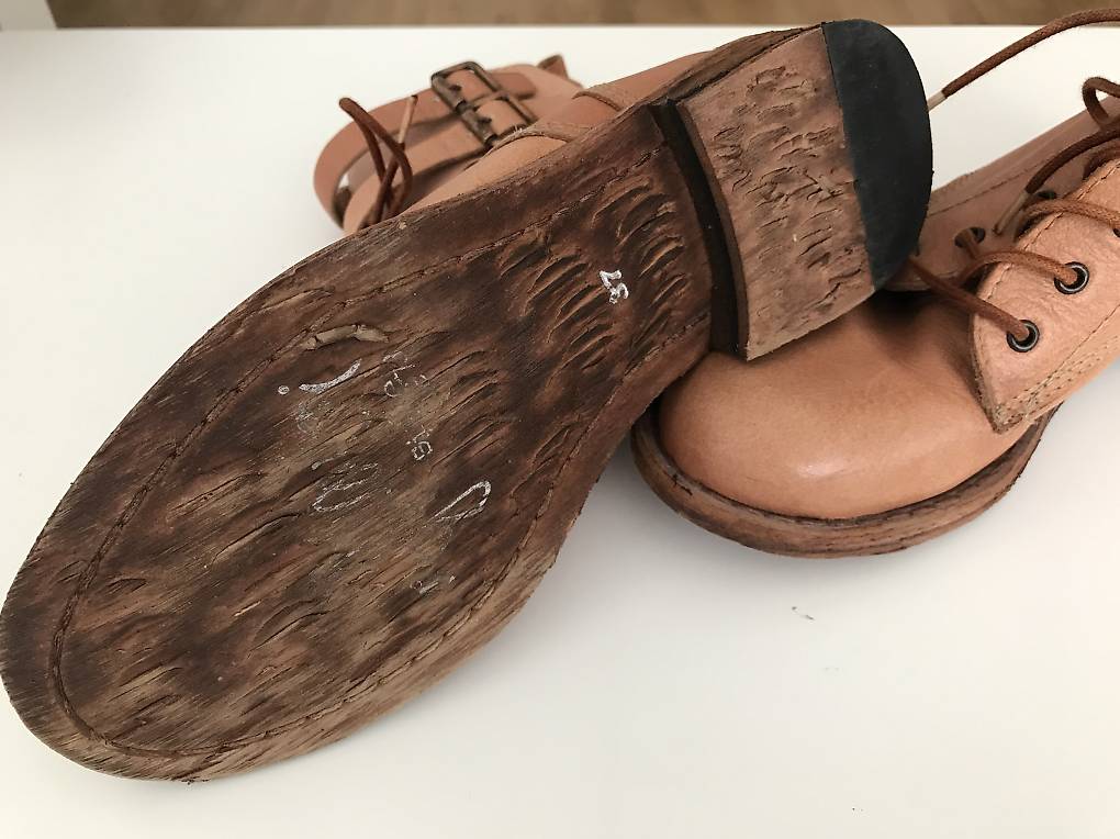 Schuhe / Grösse 37 / Winter / Herbst in Aargau kaufen tutti.ch