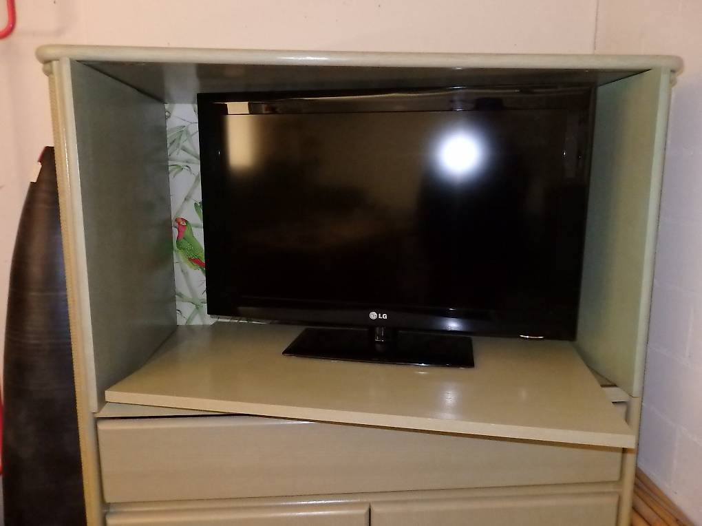 TV-Schrank / Multifunktions-Möbel / Homeoffice in Zürich kaufen - tutti.ch