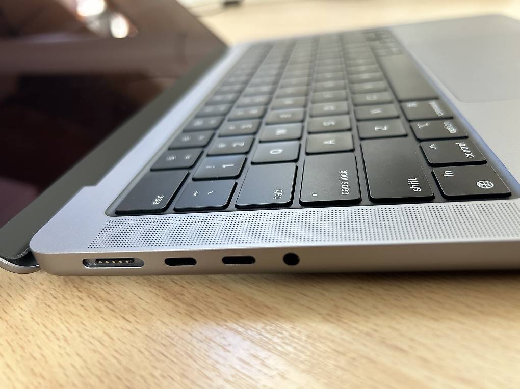 2021 Apple MacBook Pro 14