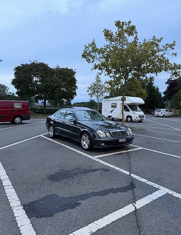 Mercedes-Benz E 270 CDI W211 2004 177 CV Diesel — slika 1