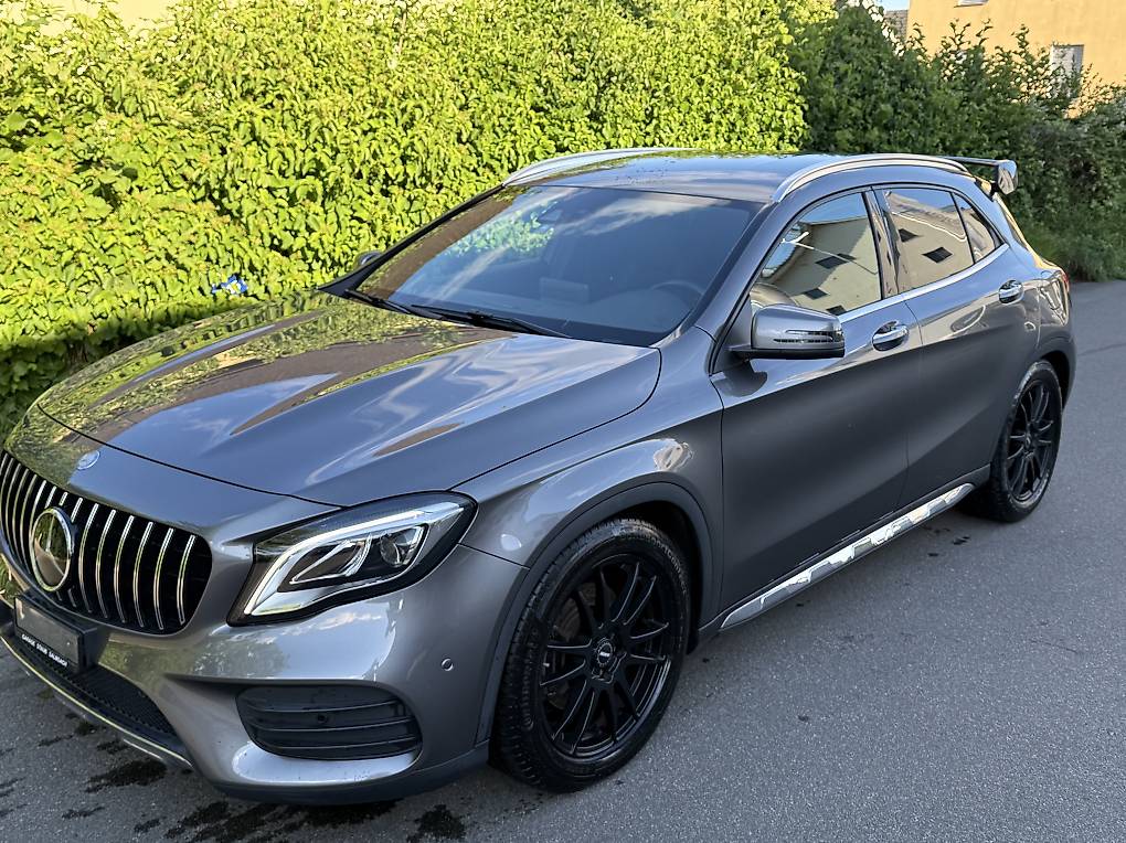 MERCEDES-BENZ GLA 220 d AMG Line 4Matic 7G-DCT