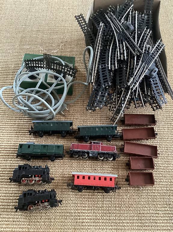  Foto zu Trix H0 Modell Elektro Eisenbahn mit 3 Loks im Kanton Solothurn - tutti.ch 