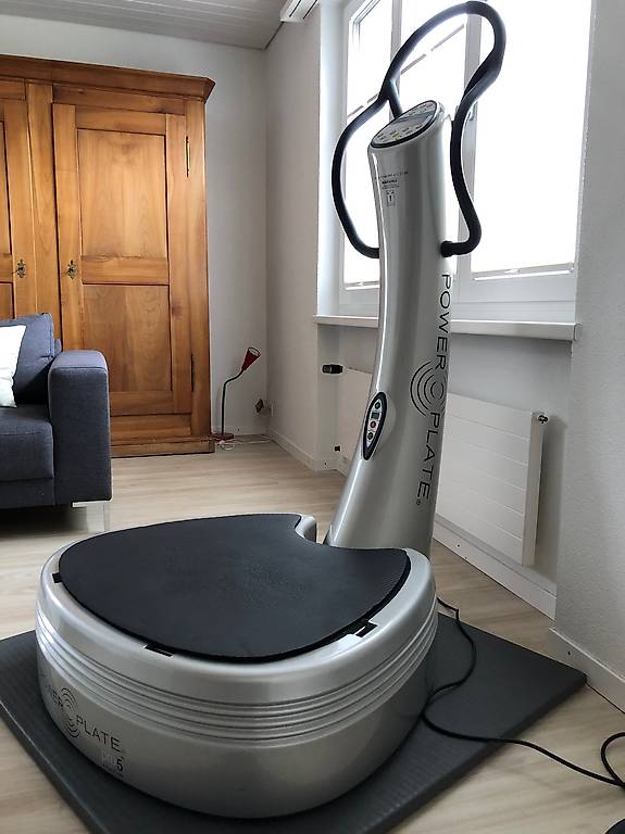 Power Plate 5 Pro Airdaptive im Kanton Solothurn tutti.ch