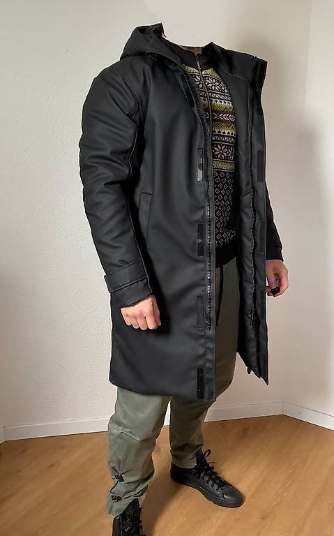 Rains Ski / Snowboard Mantel Winter Jacke | Sehr hochwertig im Kanton Aargau