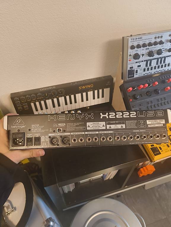 Mischpult Behringer xenyx qx2222usb (defekt) im Kanton Zürich - tutti.ch
