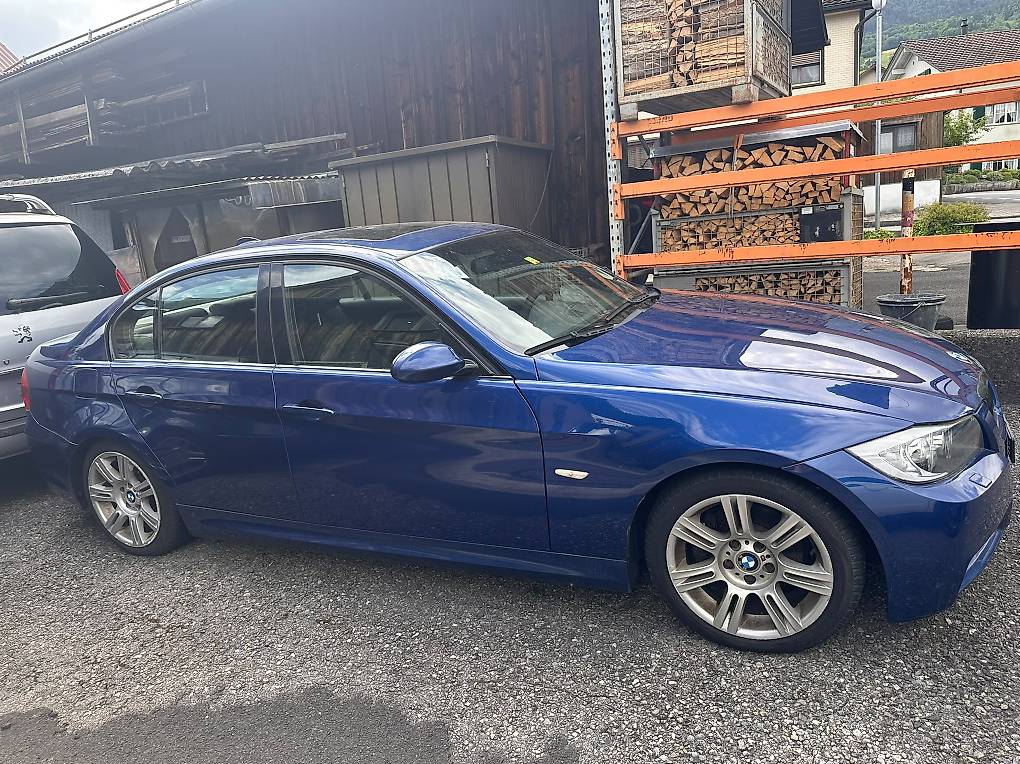 BMW 325I  — slika 2