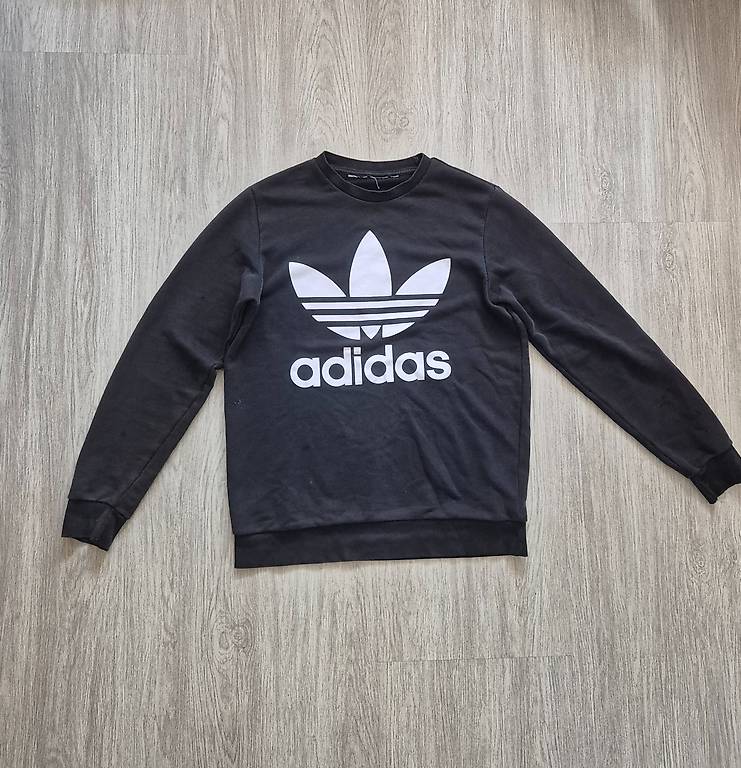 Adidas Pullover Grösse M im Kanton Basel-Landschaft