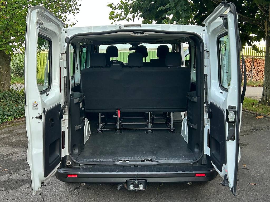 Renault Trafic Grand Passenger 145 PS | 9-Plätzer | AHK — slika 4