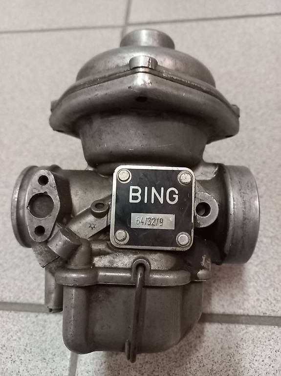Couvercle De Carburateur Droit BING 64/32/10 Pour BMW R75/5 - Occasion, Argenté, Fonctionnel