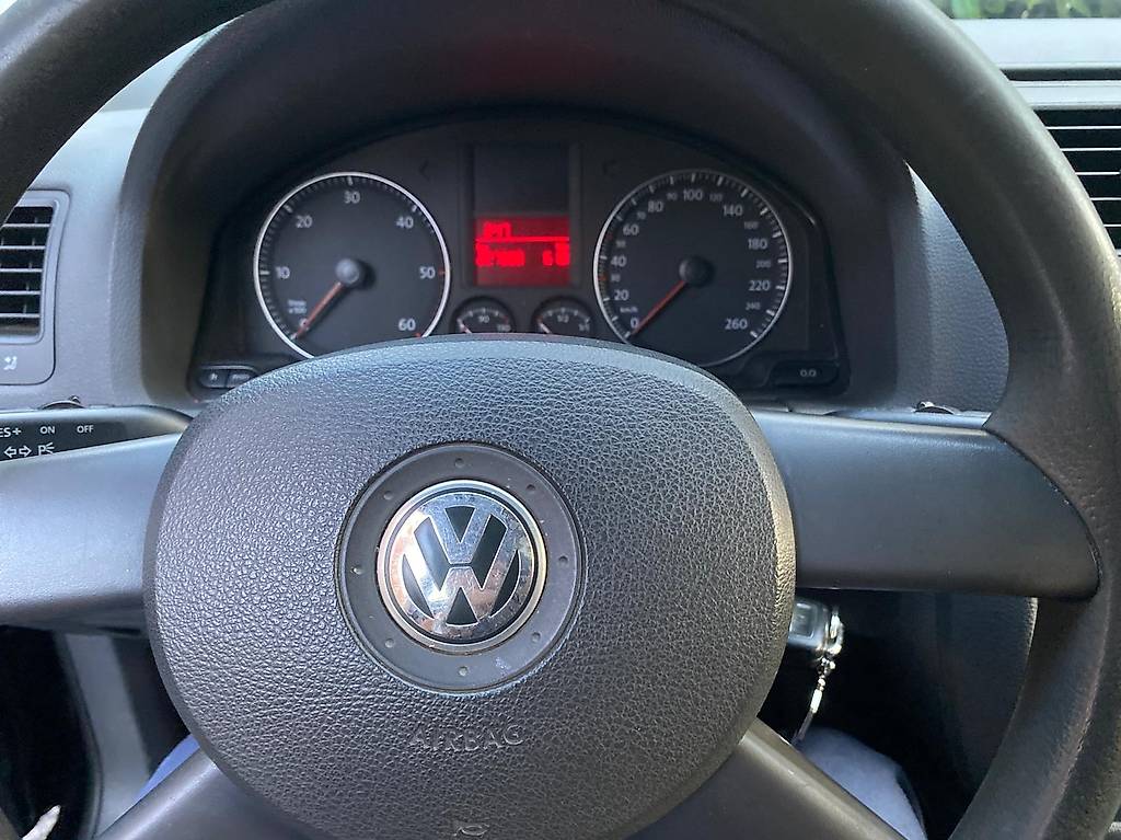 VW Golf 5 TDI 2.0 — slika 4