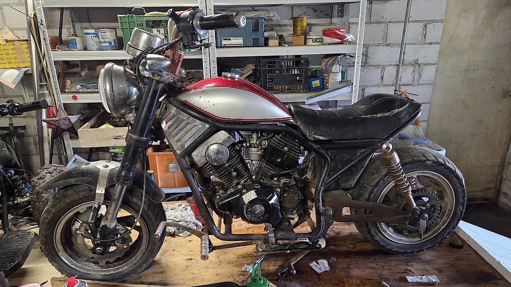 Kleinmotorrad ab Platz im Kanton Basel-Landschaft