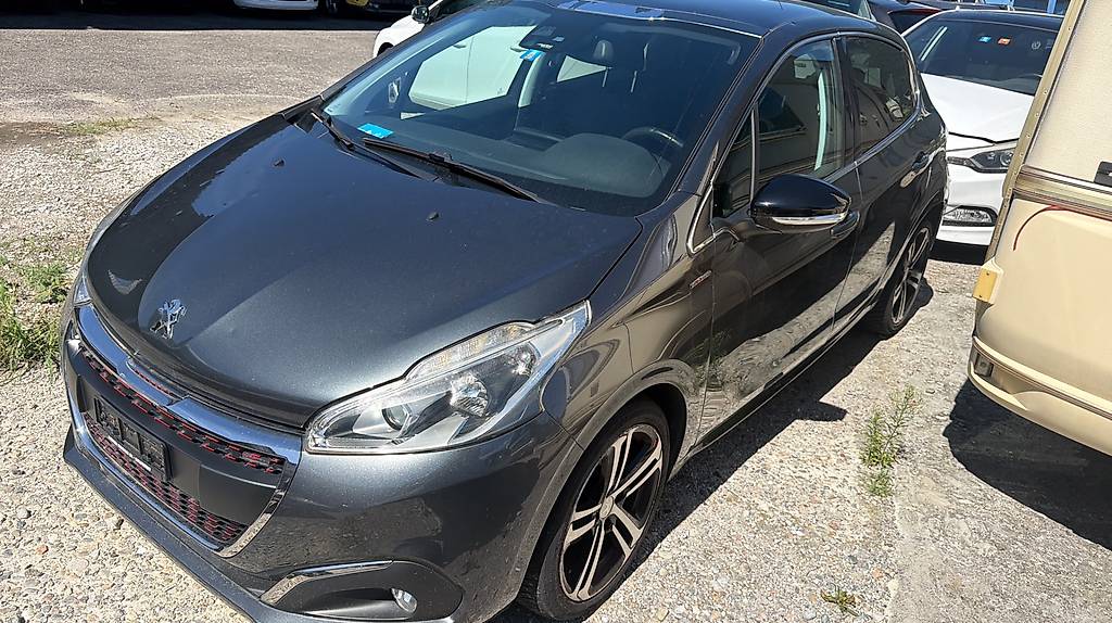 Peugeot 208 GT Line Automatica — slika 2
