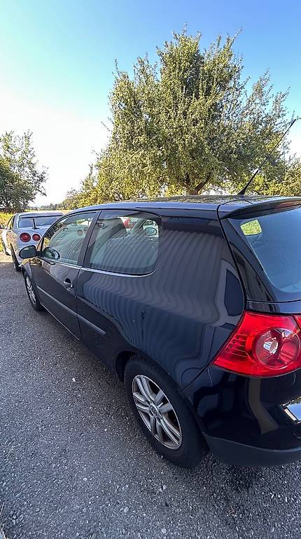 VW Golf V zu verkaufen, ab Platz — slika 3