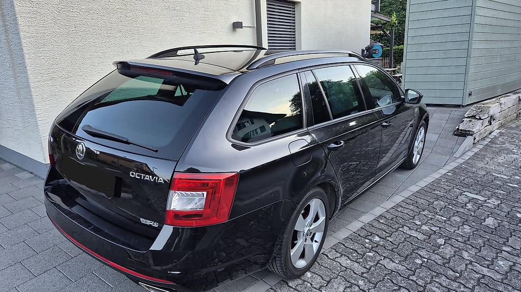 Skoda Octavia Combi 2.0 TDI RS DSG, Jg 2014, 8-fach bereift — slika 3