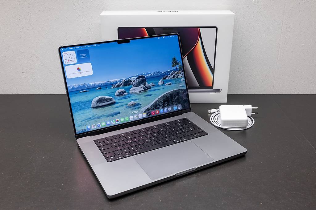 MacBook Pro 16