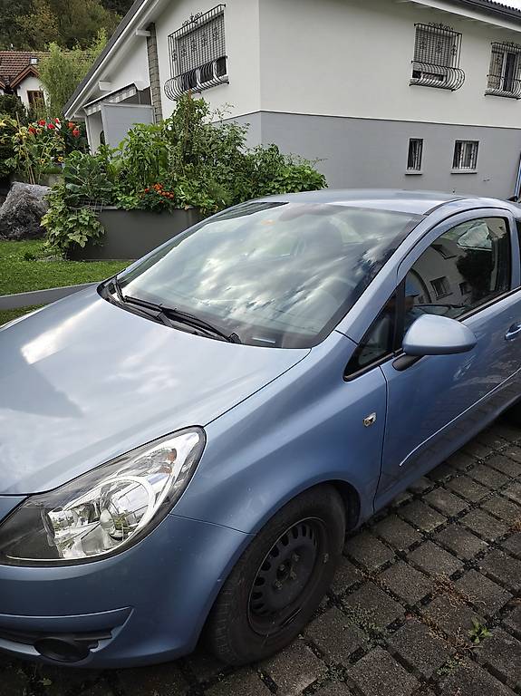 Opel Corsa 1.0 — slika 1