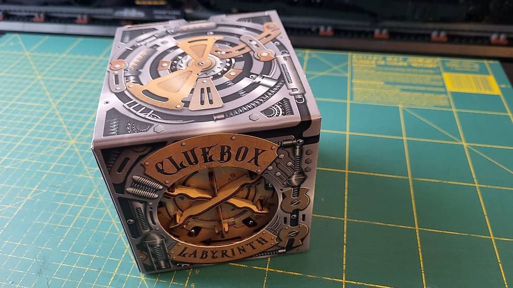 Cluebox - Escape Room in einer Box. Cambridge Labyrinth im Kanton ...