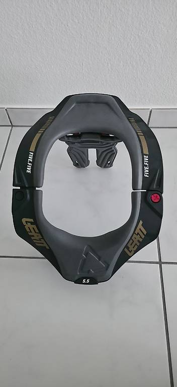 Motorrad Nackenschutz im Kanton Aargau