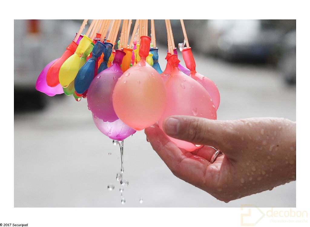 Ballons / Bombes à eau avec tiges pour remplissage rapide in Vaud