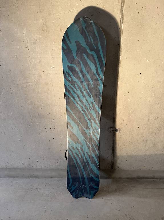 Burton Fish 3D All-Mountain Snowboard 156 cm Union Bindung im Kanton ...