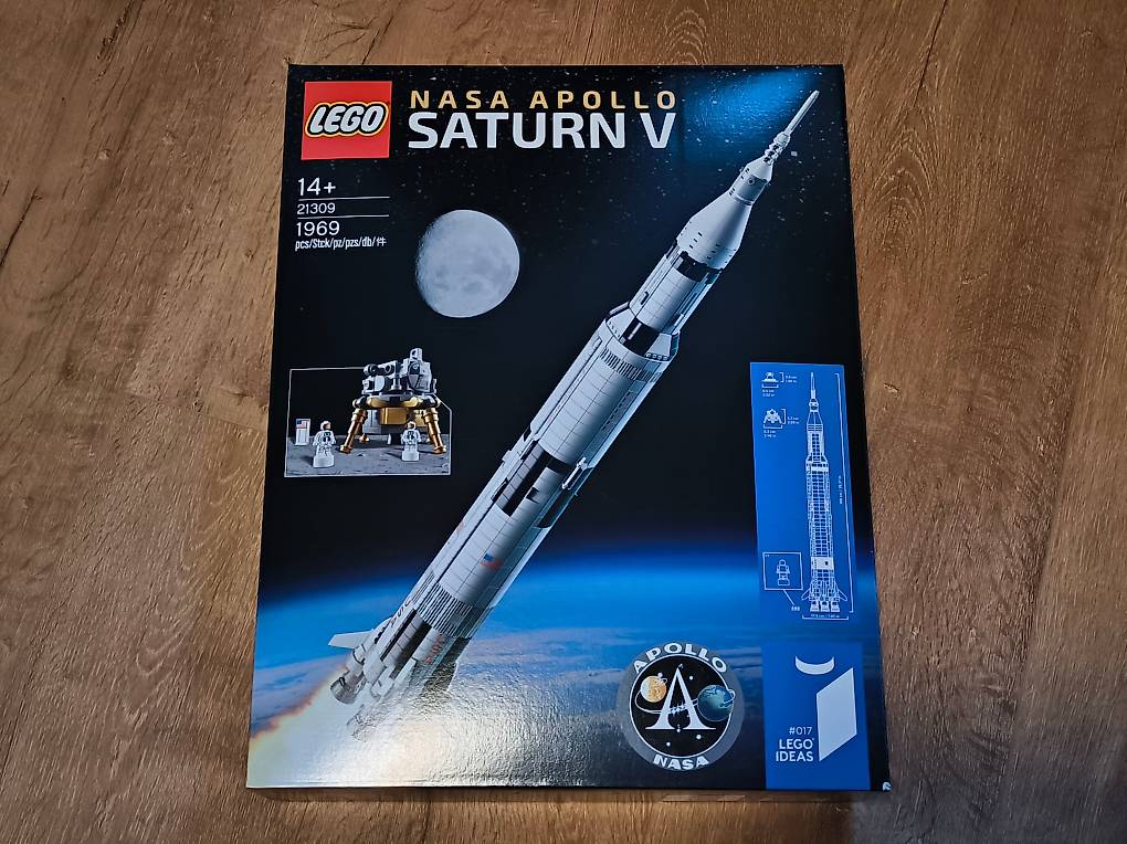 LEGO Ideas - NASA Apollo Saturn V (21309) NEU im Kanton Schwyz - tutti.ch