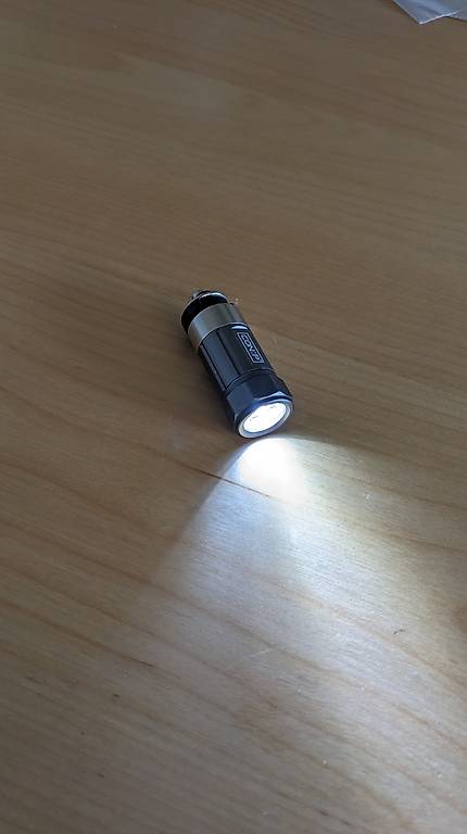 CON:P Kfz LED Akku-Taschenlampe