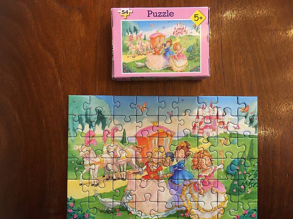 4 mini Puzzle mit je 54 Teilen im Kanton BaselLandschaft tutti.ch 4 mini Puzzle mit je 54 Teilen im Kanton BaselLandschaft tutti.ch