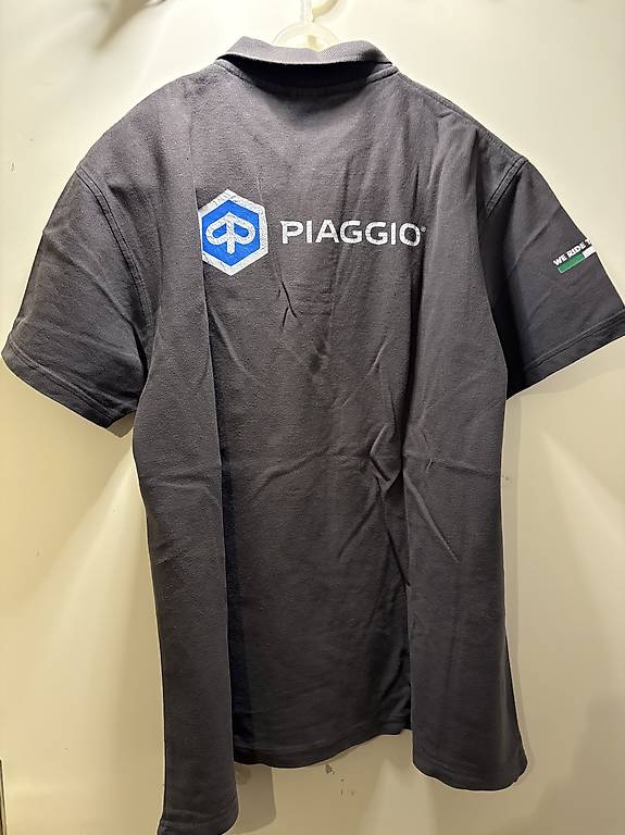 Piaggio Polo Shirt Gr. L Original, Motorsport / Vespa im Kanton Zürich ...