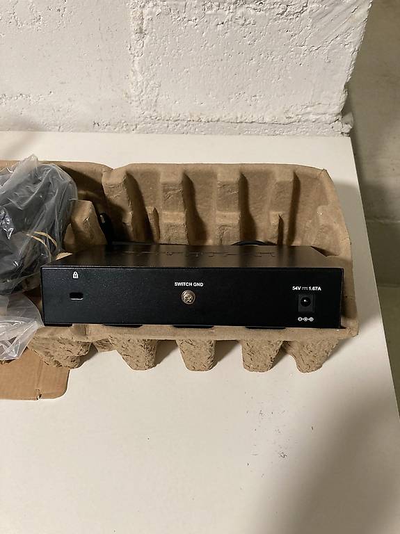 D-LINK SWITCH DGS-1008P im Kanton Bern