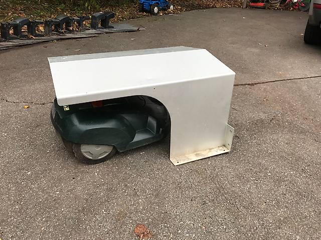 Rasenmäher Garage aus Alu in St. Gallen kaufen - tutti.ch