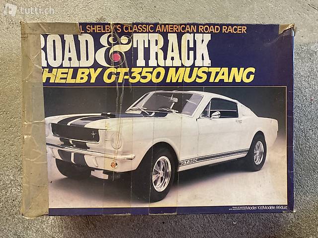 Shelby GT350 Mustang Road & Track Modell 1/12