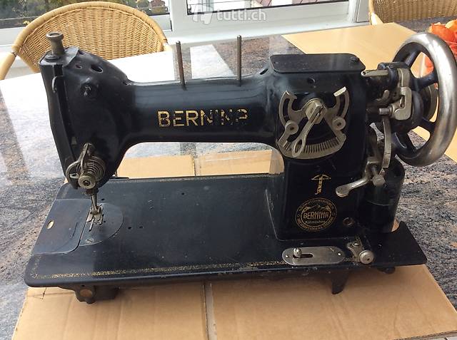 Zu verkaufen alte Bernina Nähmaschine