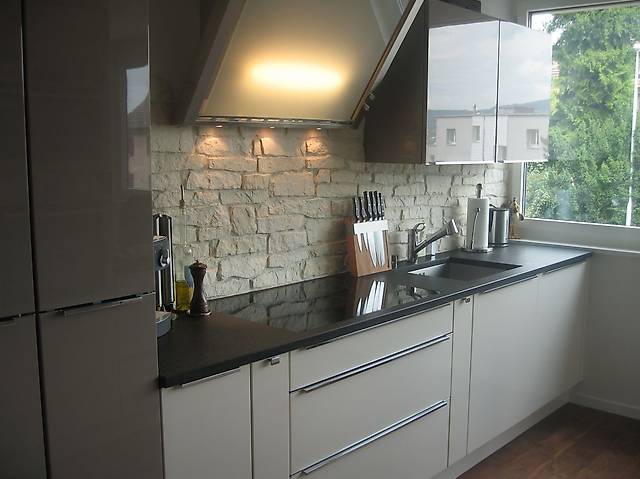 KÜCHENABDECKUNGEN KÜCHENARBEITSPLATTEN GRANITABDECKUNGEN NEU in Zürich