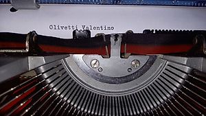 Olivetti Valentino Schreibmaschine
