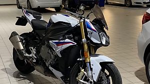 BMW S1000R moto motorrader sport edition