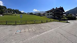 Offener Parkplatz am Klusweg in Klosters