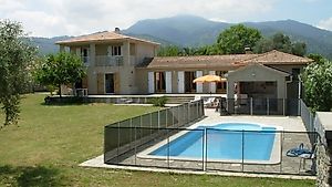 Korsika gemütliches Ferienhaus mit Pool und Sommerküche