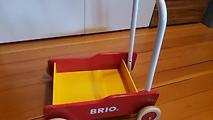 Lauflernwagen von Brio