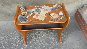 ancienne table d'appoint