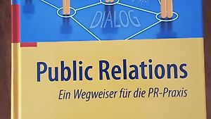 Buch Public Relations - Ein Wegweiser für die PR Praxis