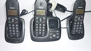 Mobiles Funktelefon mit Anrufbeantworter und 2 Stationen