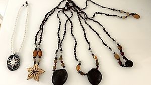 Halsketten aus Afrika