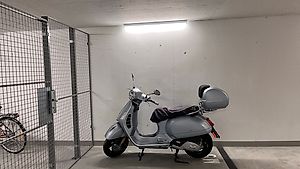 Mofa Parkplatz / Motorcycle parking spot