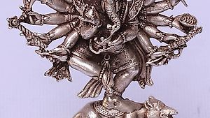 Ganesh- (nepalesische 12-armige Ganesh-Statue) Meisterwerk