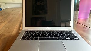 MacBook Air 13-inch