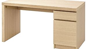 Schreibtisch Malm von Ikea