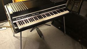 Fender Rhodes - Stage Piano - Mark II - Seventy Three